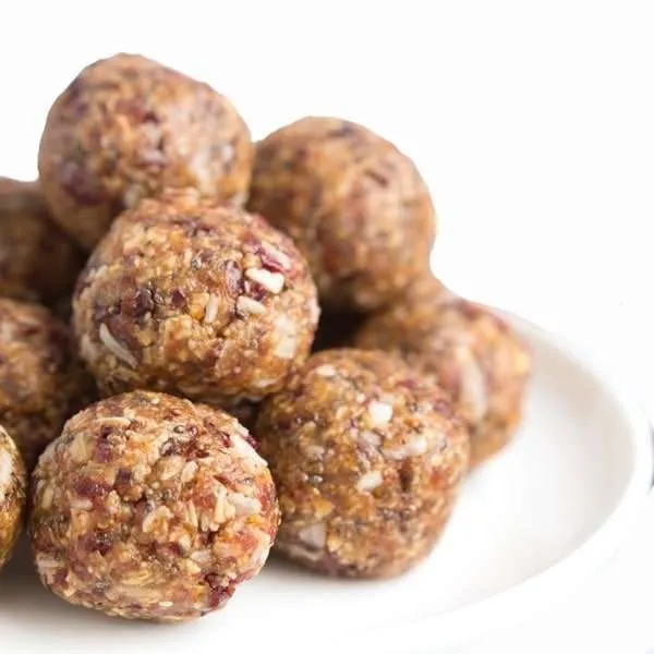 Protein Balls Coconut Berry